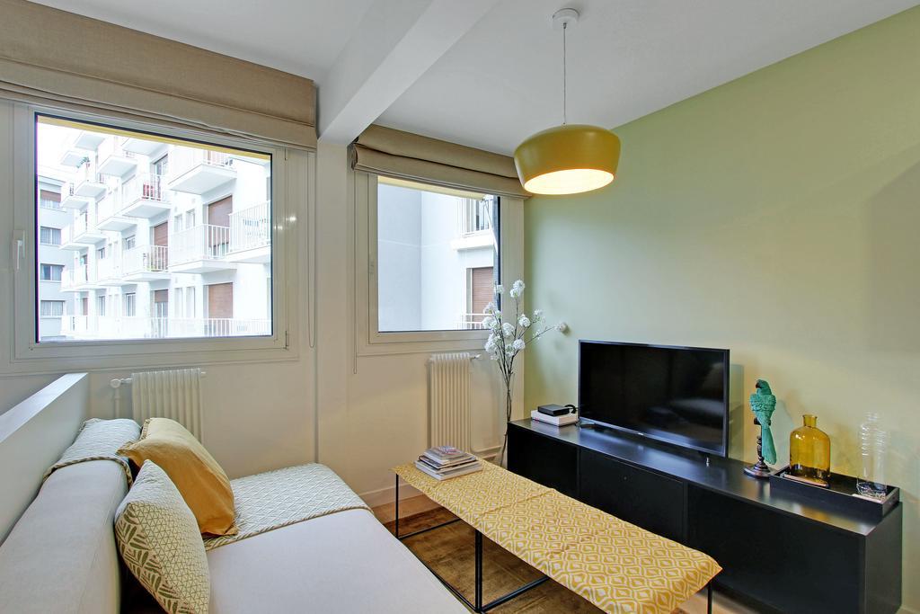 Pick A Flat'S Apartment In Eiffel Tower- Boulevard De Grenelle Paris Bagian luar foto